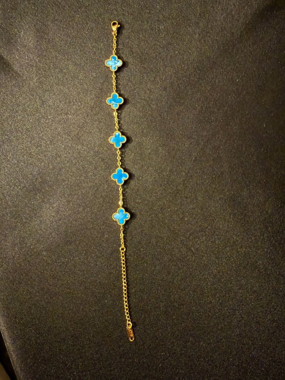 Blue Clover Station Bracelet – Gold-Tone, Adjustable